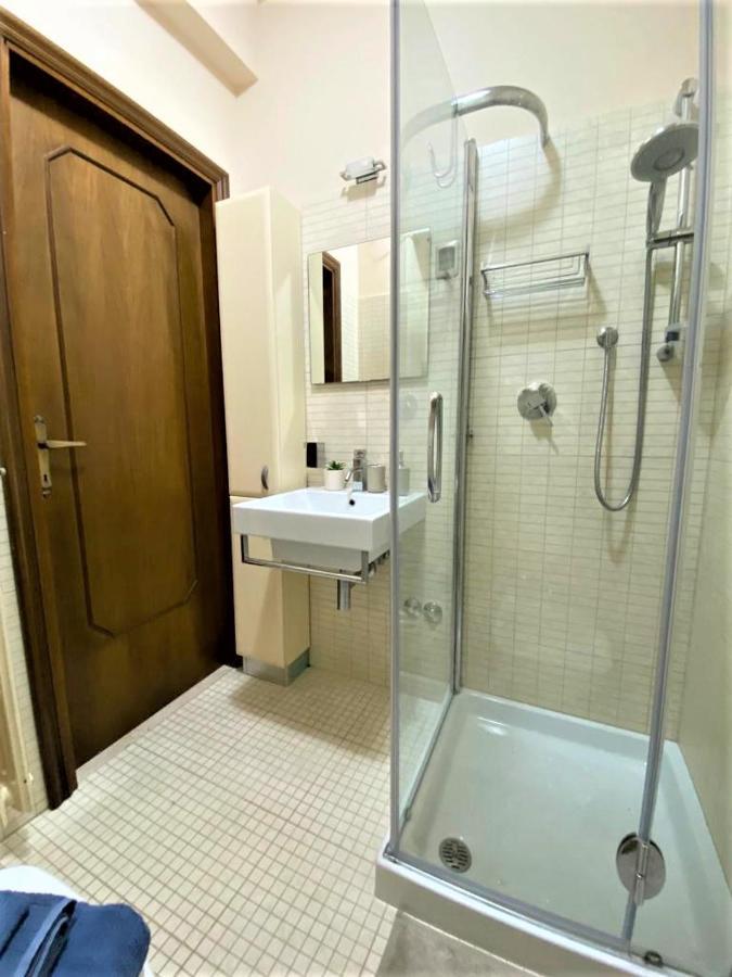 Casa Viola A 900 Mt Dalla Staz. Gasthuis Pescara